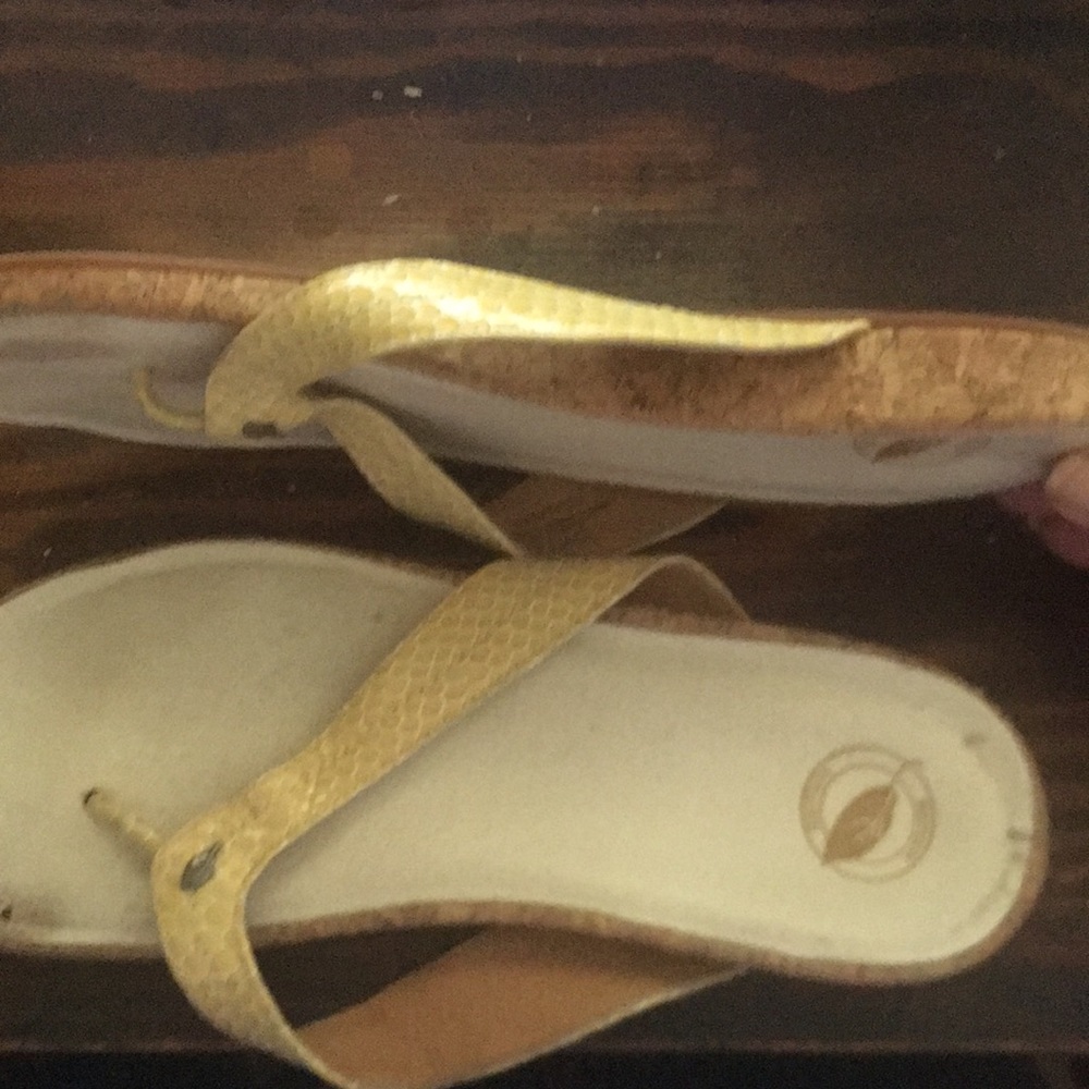 Nature Cream Lagan’s Snakeskin FlipFlop Size 10